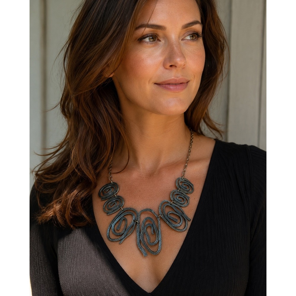 Copper Tone Hammered Spiral Bib Statement‎ Necklace Abstract Boho 20.5 Inch